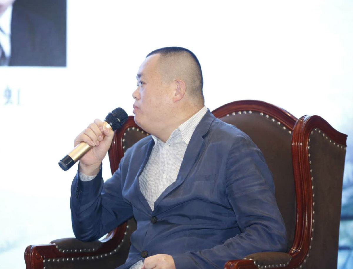 与会嘉宾 1,贺军伟:原中华人民共和国农业部产业政策和法规司副司长